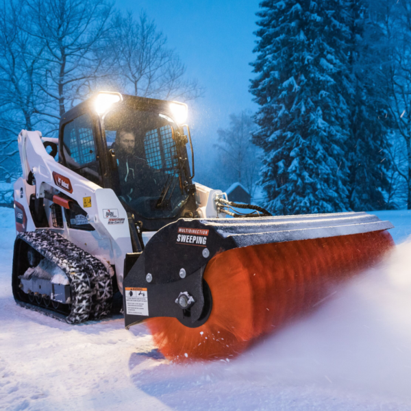 BOBCAT Compact Track Loader